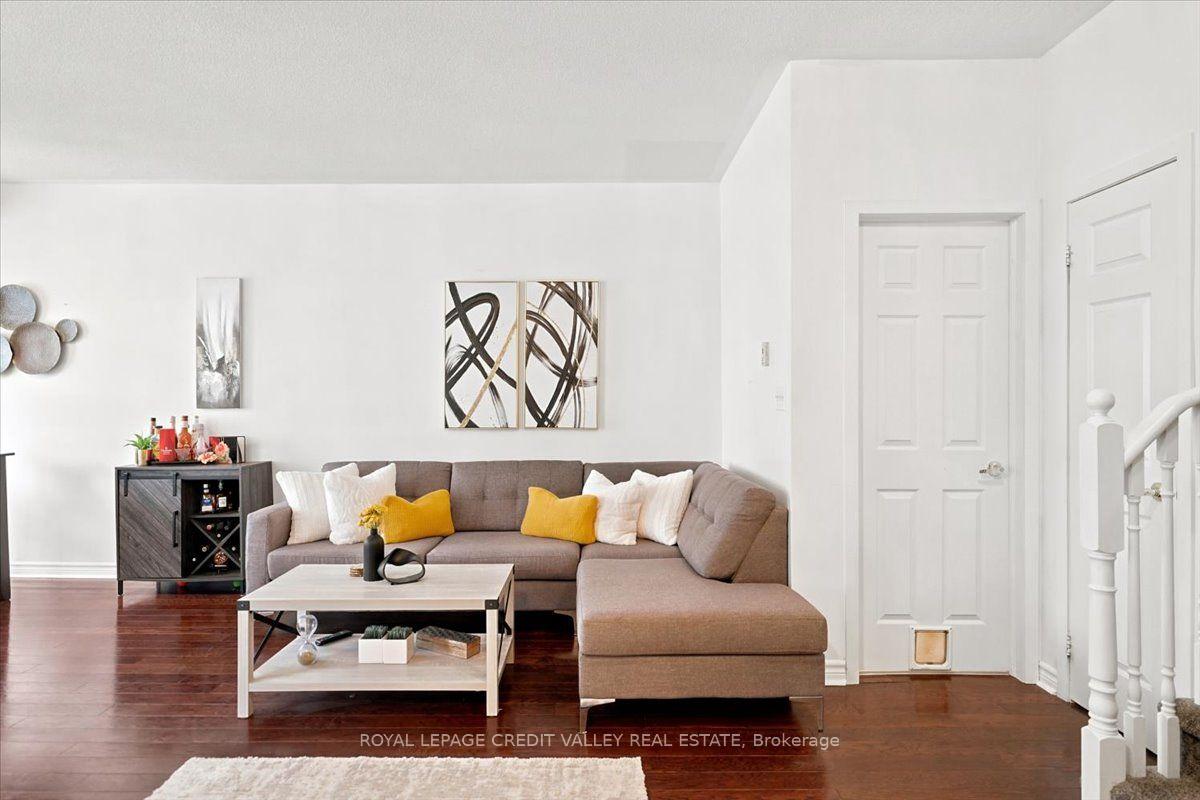 Photo 15 of Unit 55, 1250 St. Martins Drive, Pickering, Bay Ridges — HOMEH