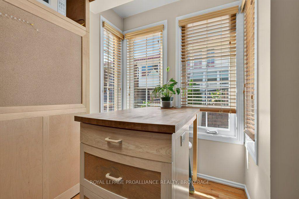 Photo 7 of Unit 39, 1 Place D'armes, Kingston, East of Sir John A. Blvd — HOMEH