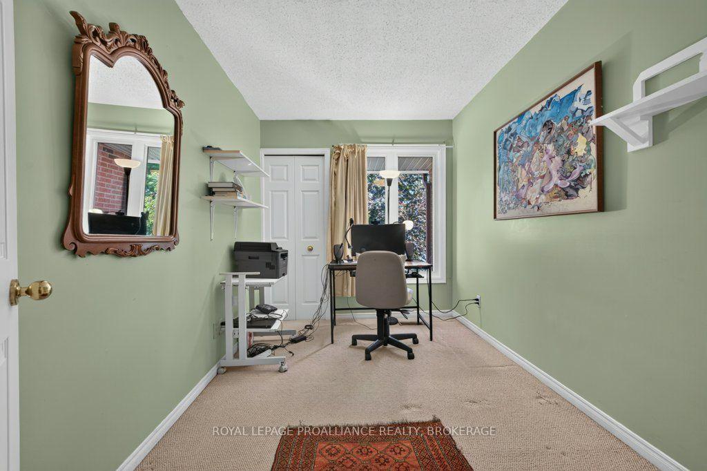 Photo 23 of Unit 39, 1 Place D'armes, Kingston, East of Sir John A. Blvd — HOMEH