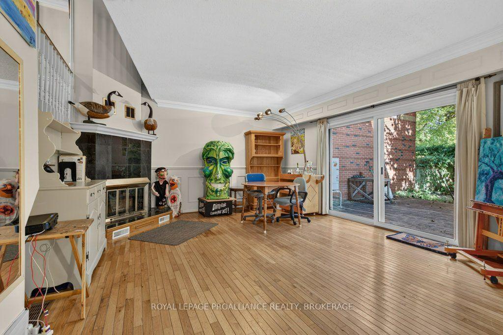 Photo 24 of Unit 39, 1 Place D'armes, Kingston, East of Sir John A. Blvd — HOMEH
