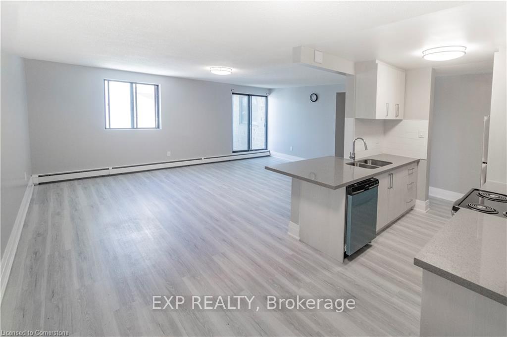 Photo 3 of Unit 601, 4422 Huron Street, Niagara Falls, Downtown — HOMEH