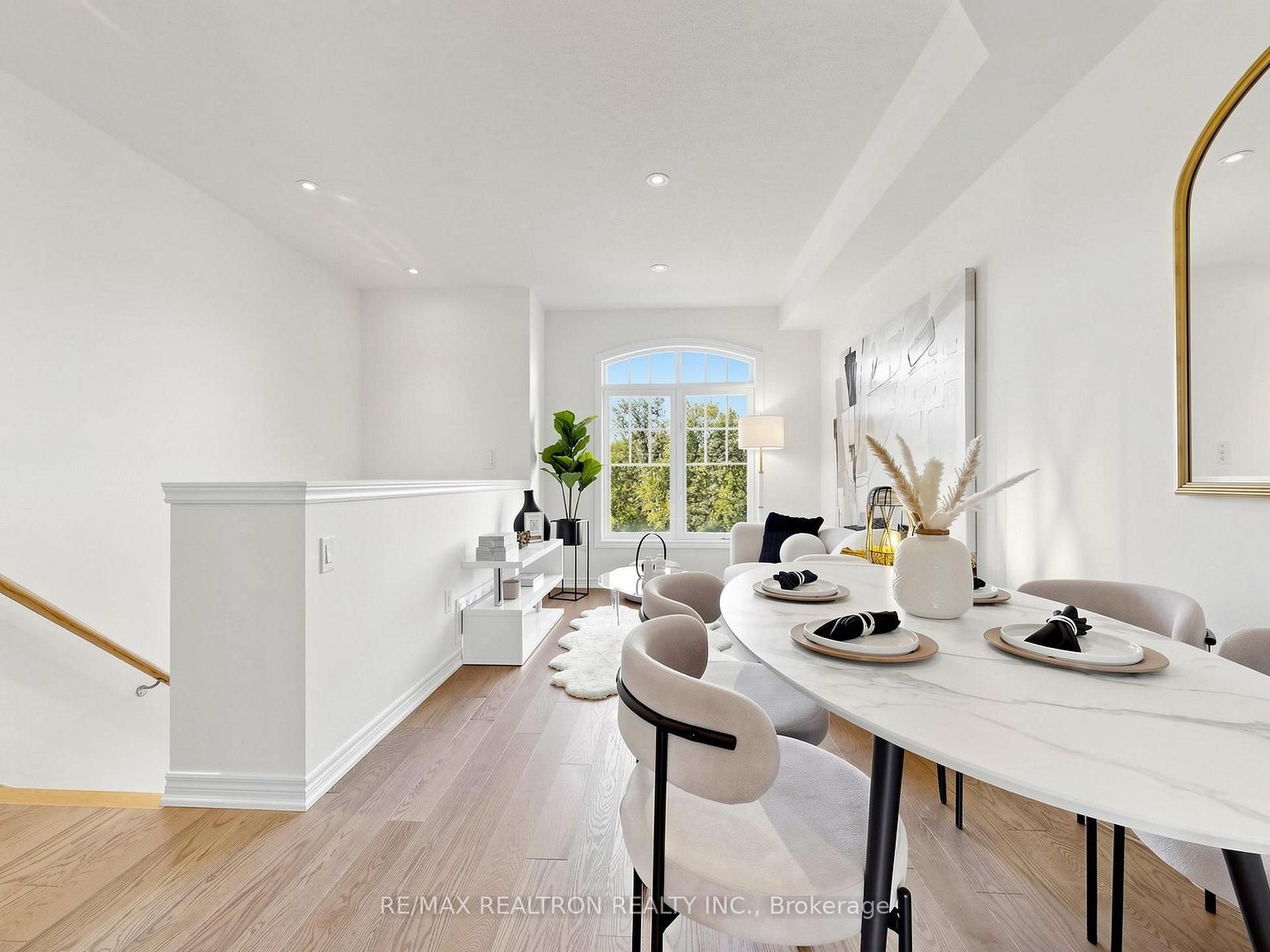 Photo 10 of 71 Dundas Way, Markham, Greensborough — HOMEH