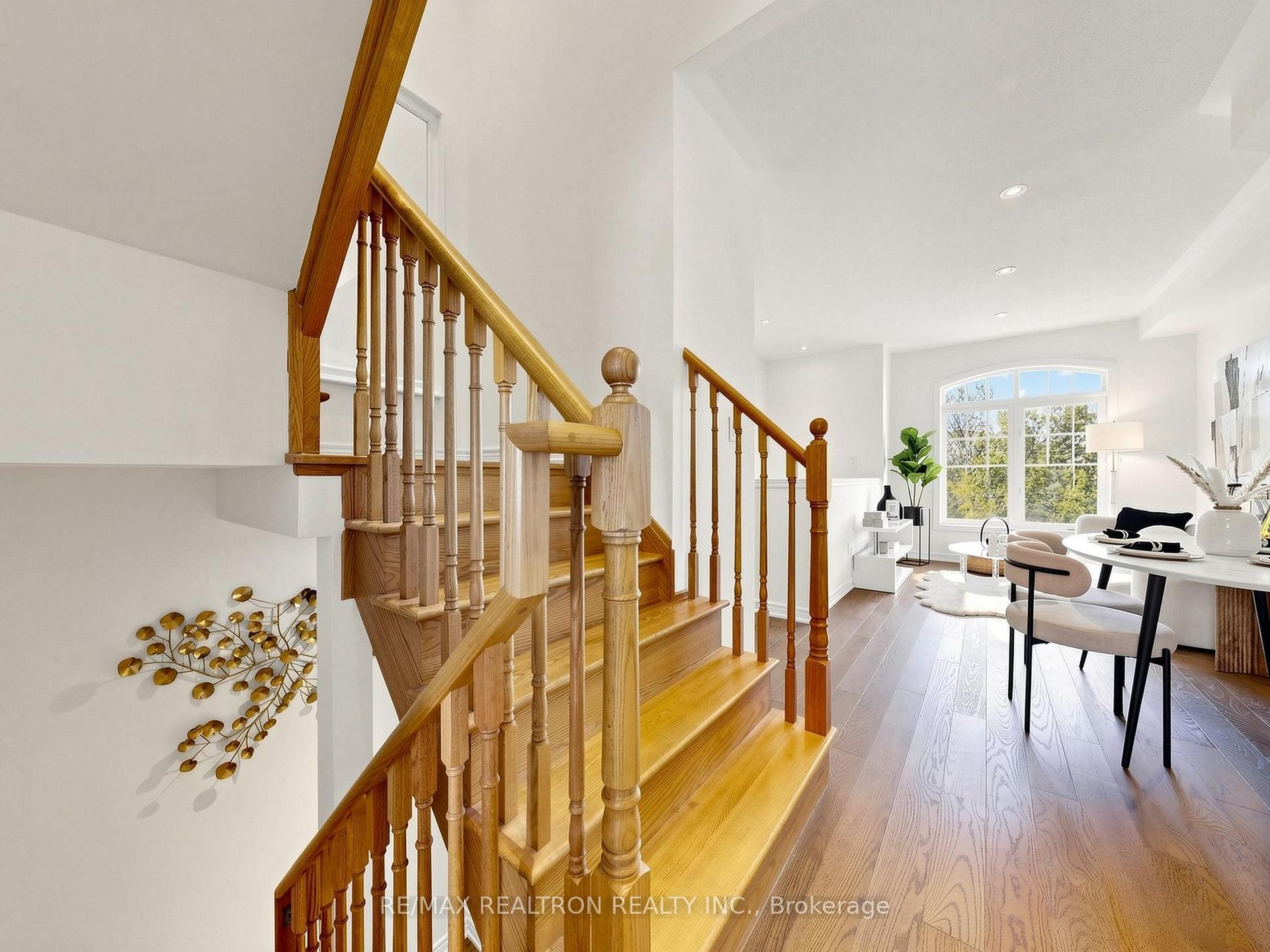 Photo 22 of 71 Dundas Way, Markham, Greensborough — HOMEH