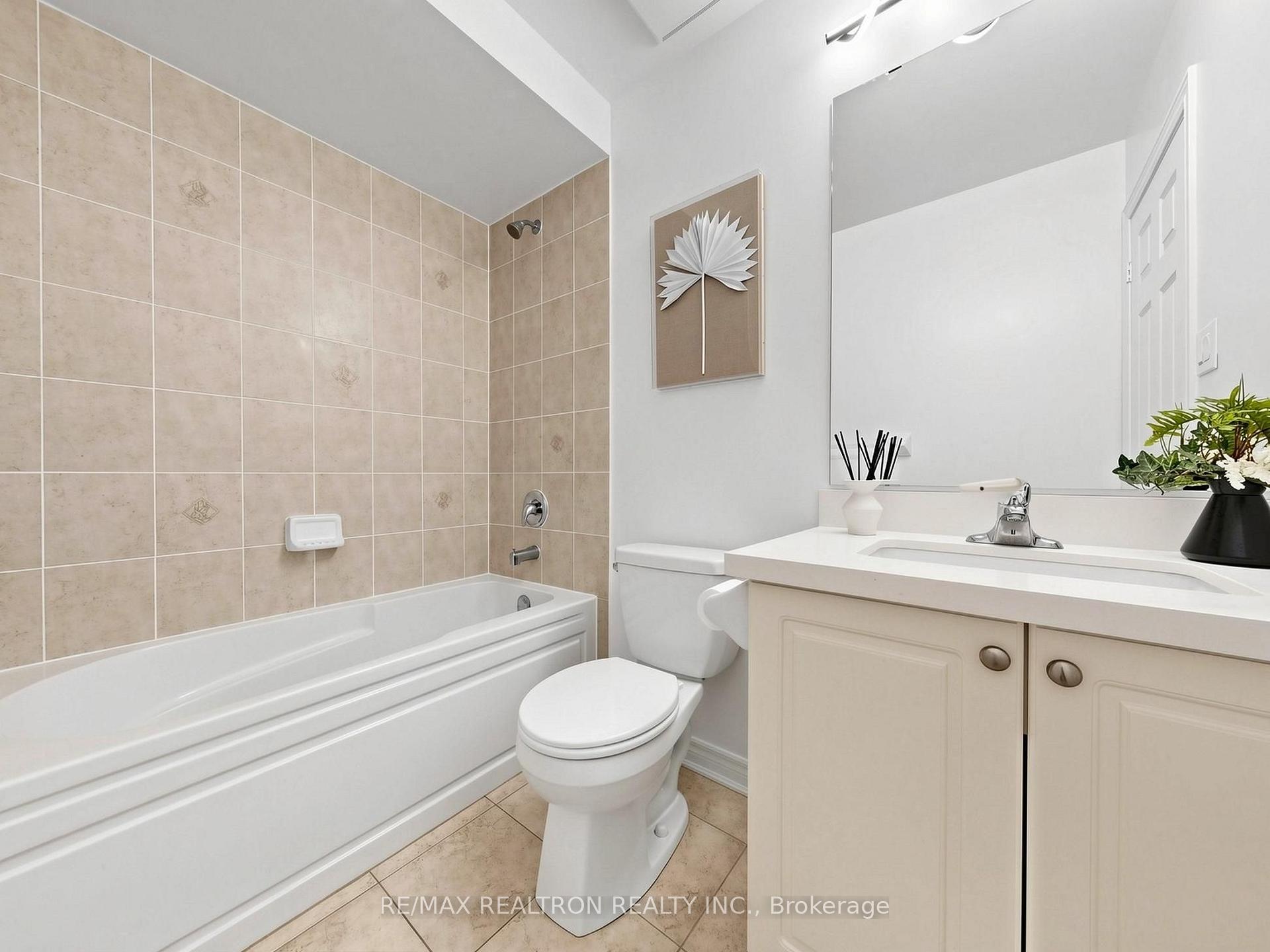 Photo 33 of 71 Dundas Way, Markham, Greensborough — HOMEH