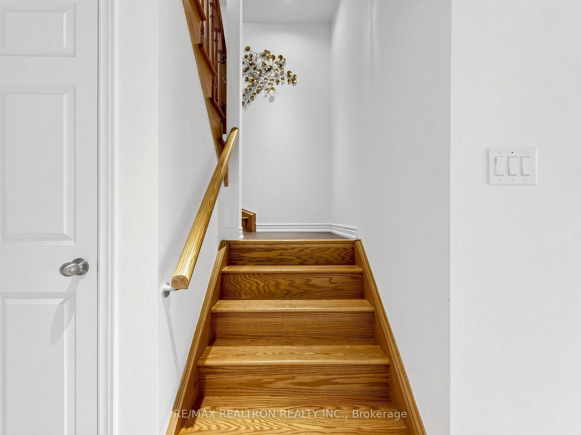 Photo 34 of 71 Dundas Way, Markham, Greensborough — HOMEH