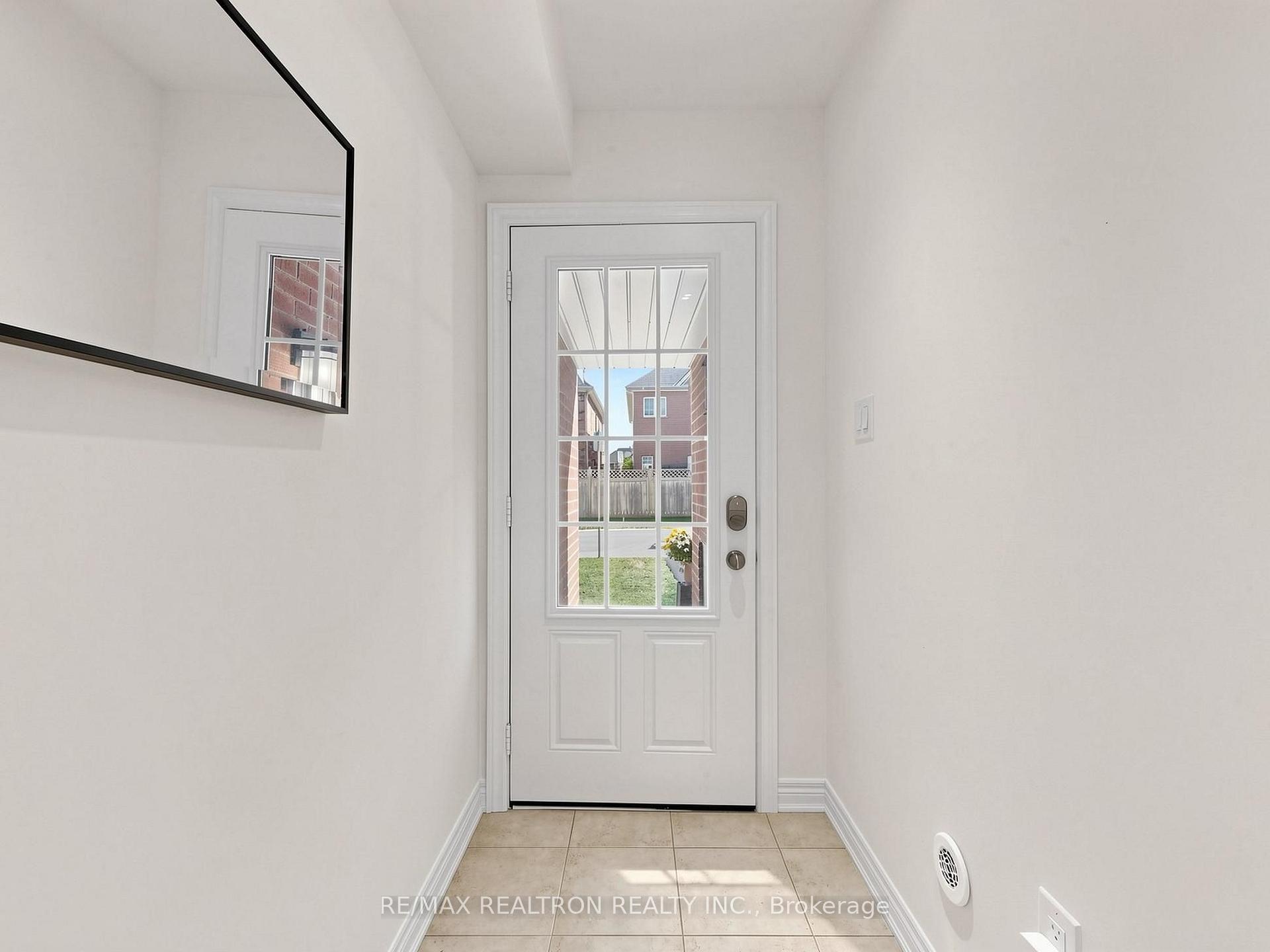 Photo 42 of 71 Dundas Way, Markham, Greensborough — HOMEH