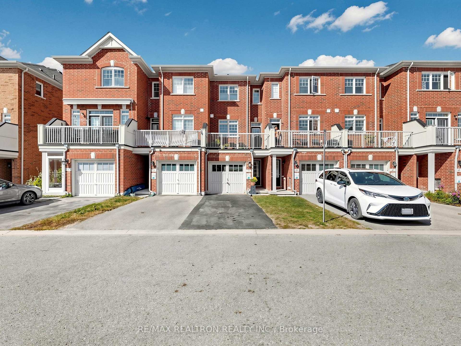 Photo 50 of 71 Dundas Way, Markham, Greensborough — HOMEH