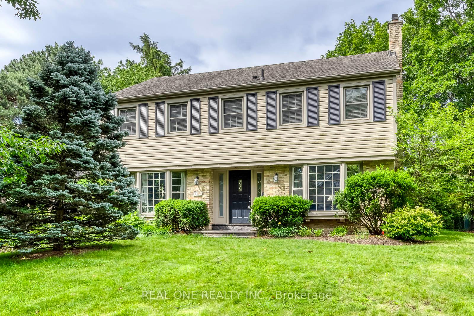 Photo 4 of 120 Blyth Crescent, Oakville, Ford — HOMEH