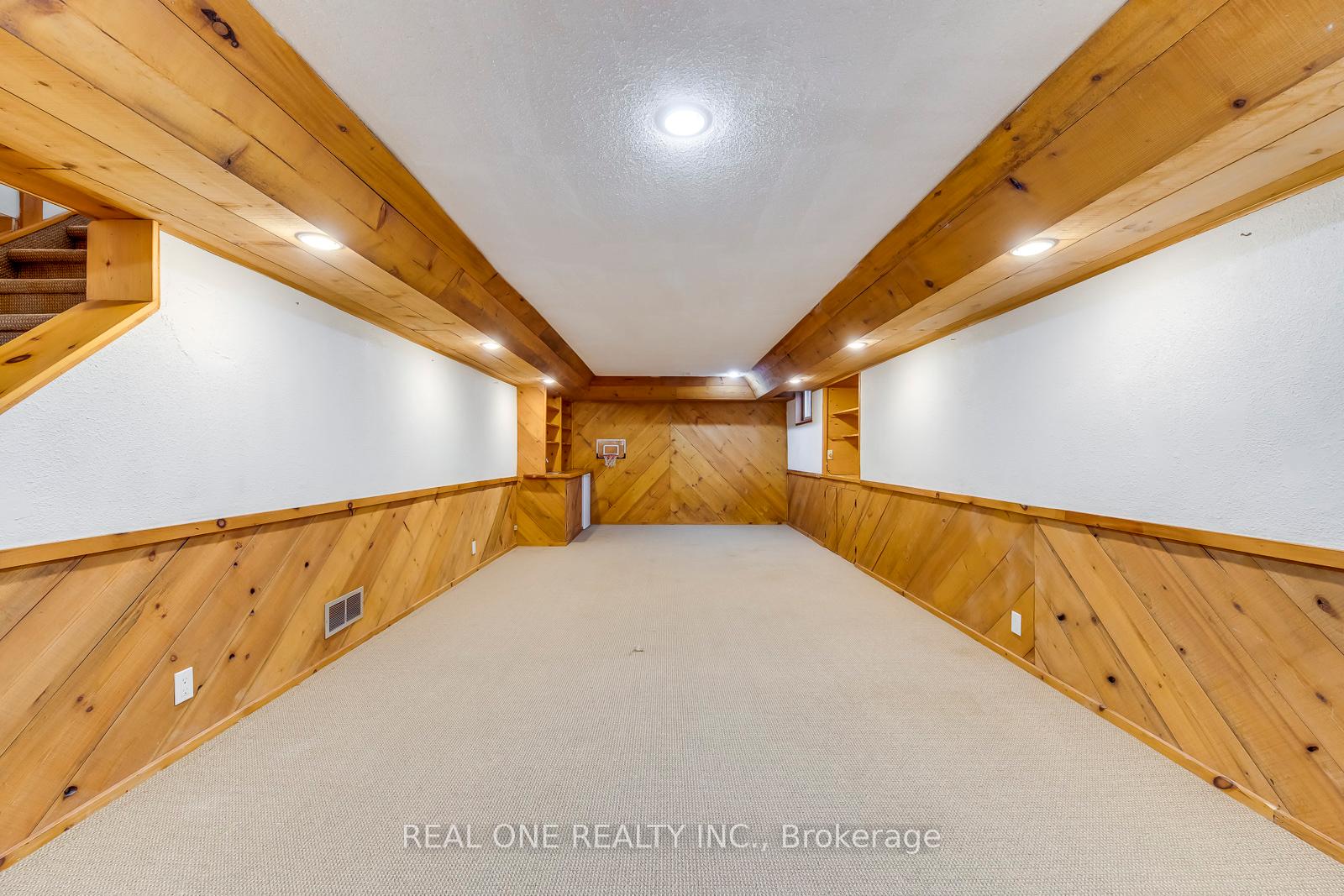 Photo 34 of 120 Blyth Crescent, Oakville, Ford — HOMEH