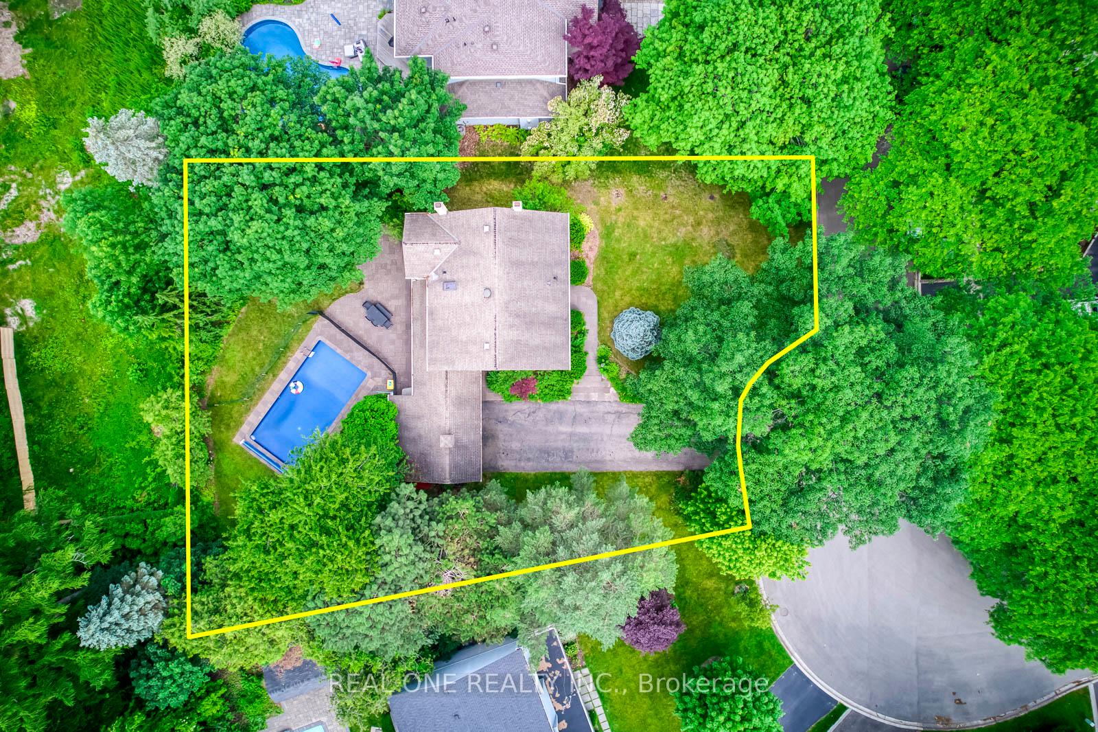 Photo 39 of 120 Blyth Crescent, Oakville, Ford — HOMEH