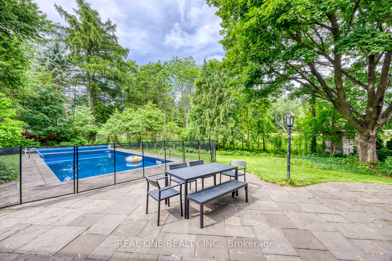 Photo 42 of 120 Blyth Crescent, Oakville, Ford — HOMEH
