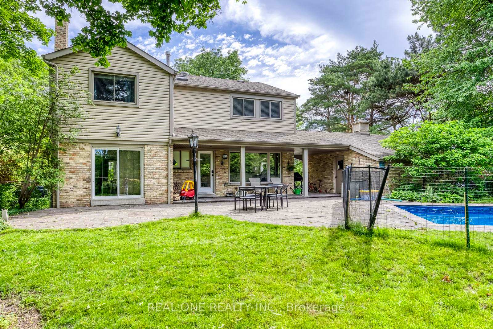 Photo 47 of 120 Blyth Crescent, Oakville, Ford — HOMEH