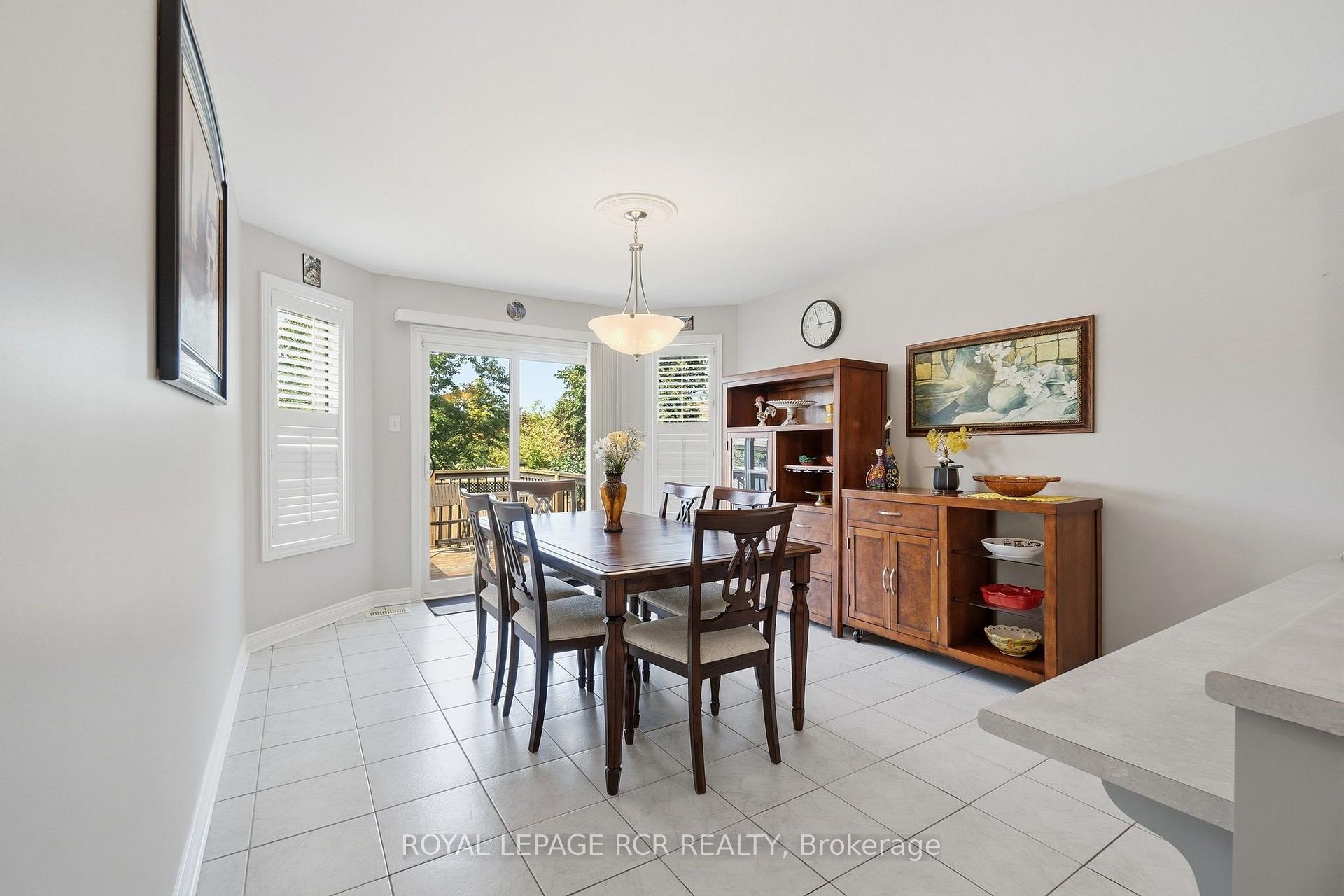 Photo 14 of 65 Royalton Drive, Caledon, Bolton East — HOMEH