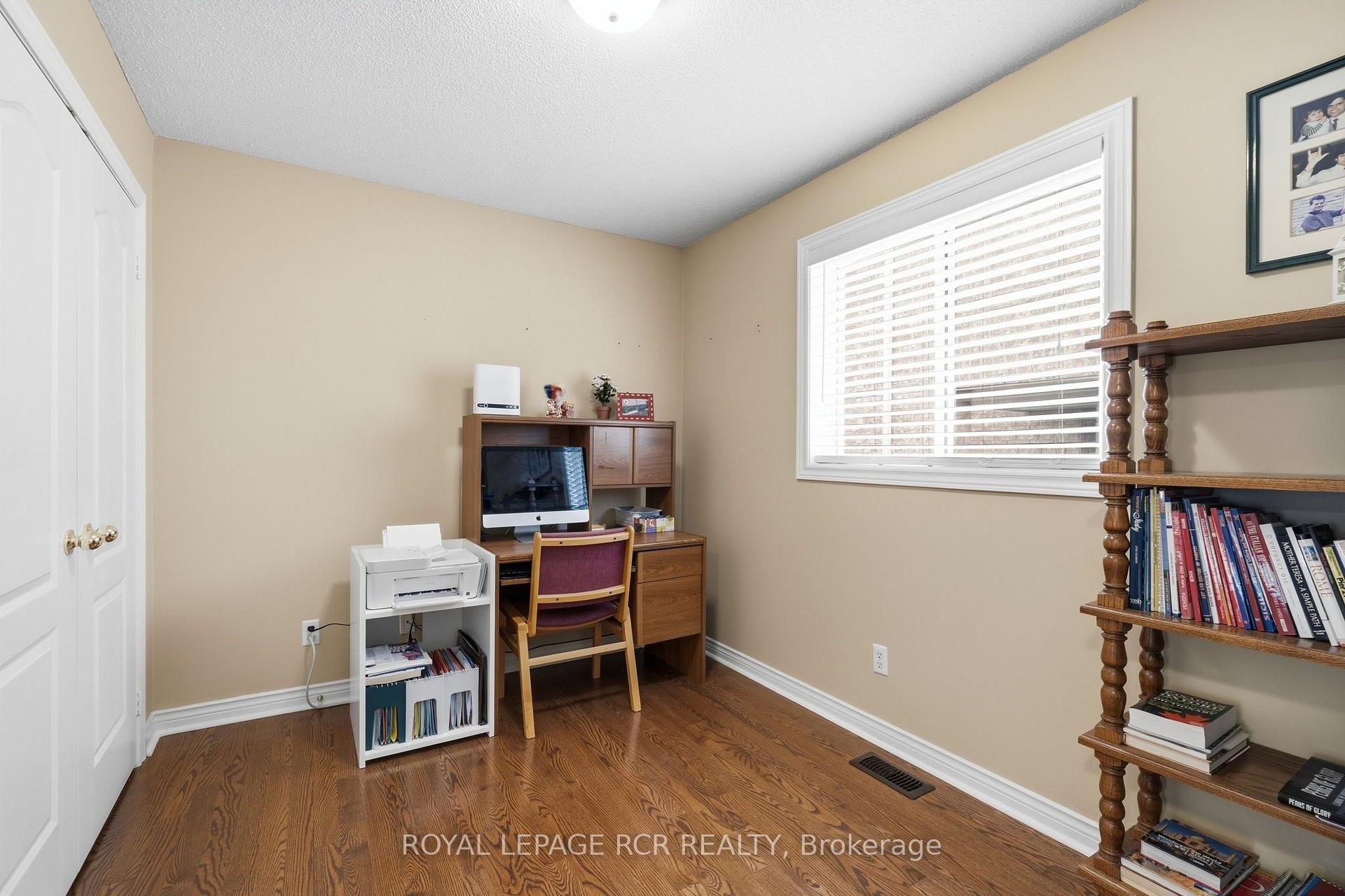 Photo 21 of 65 Royalton Drive, Caledon, Bolton East — HOMEH