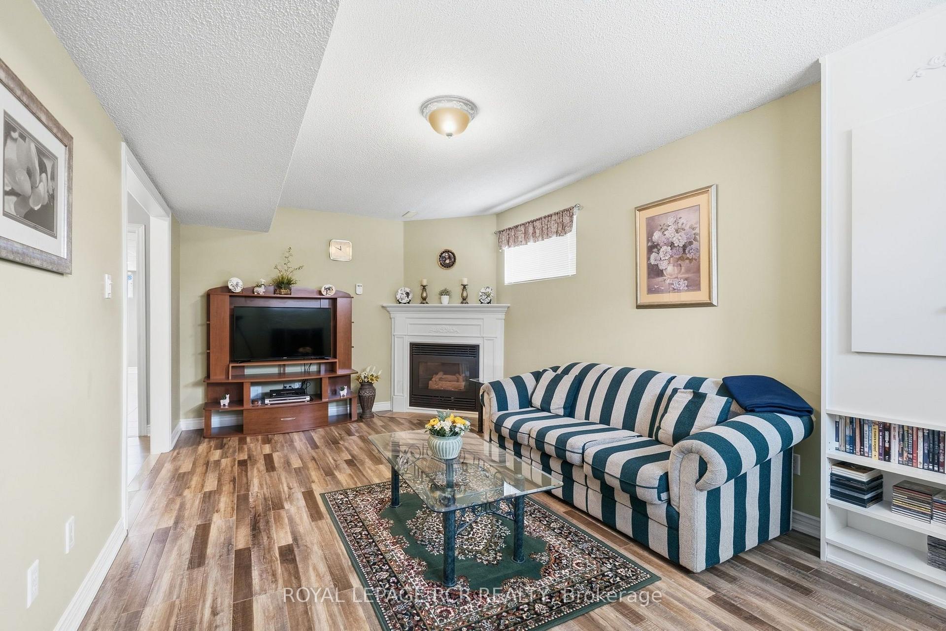 Photo 24 of 65 Royalton Drive, Caledon, Bolton East — HOMEH