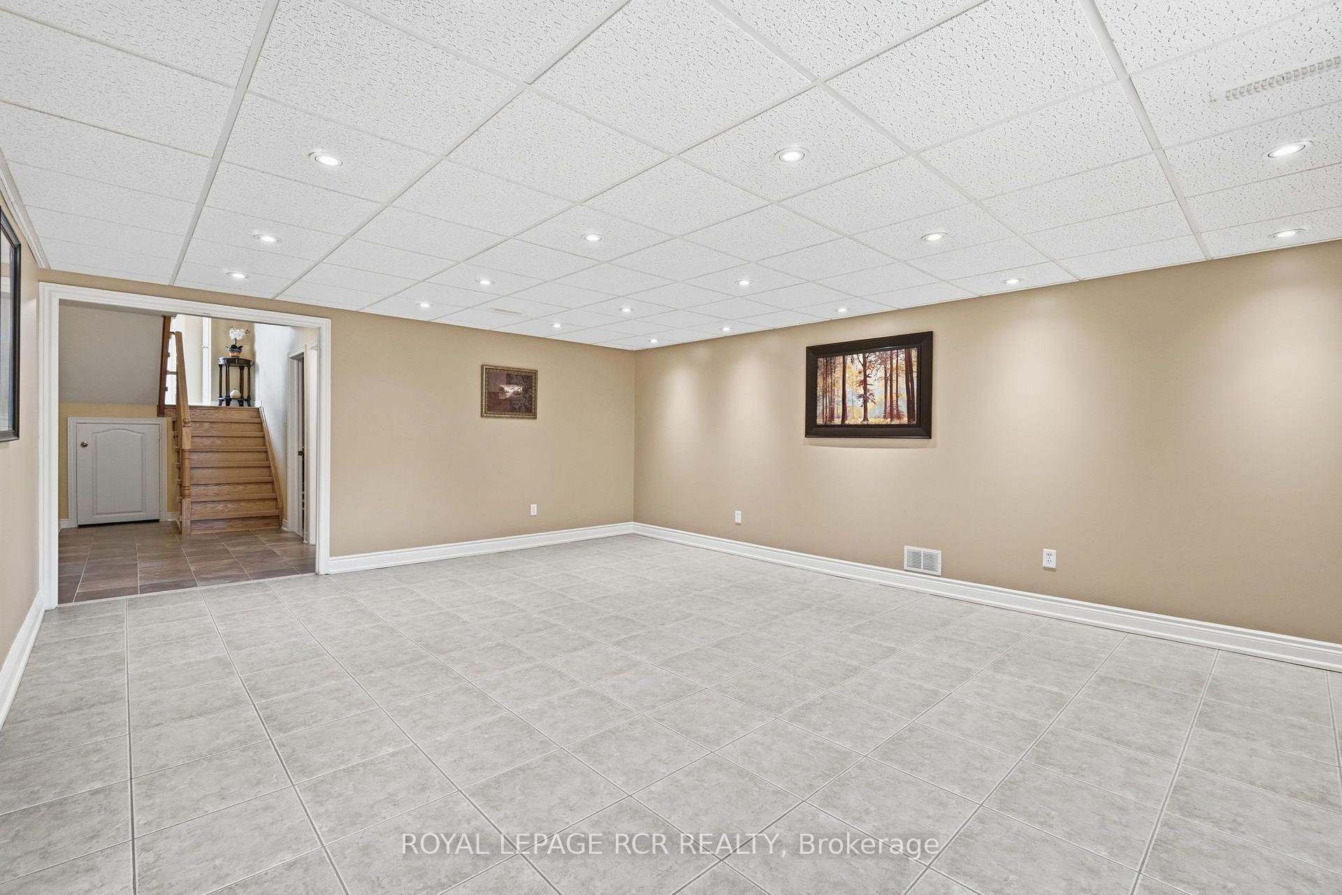 Photo 27 of 65 Royalton Drive, Caledon, Bolton East — HOMEH