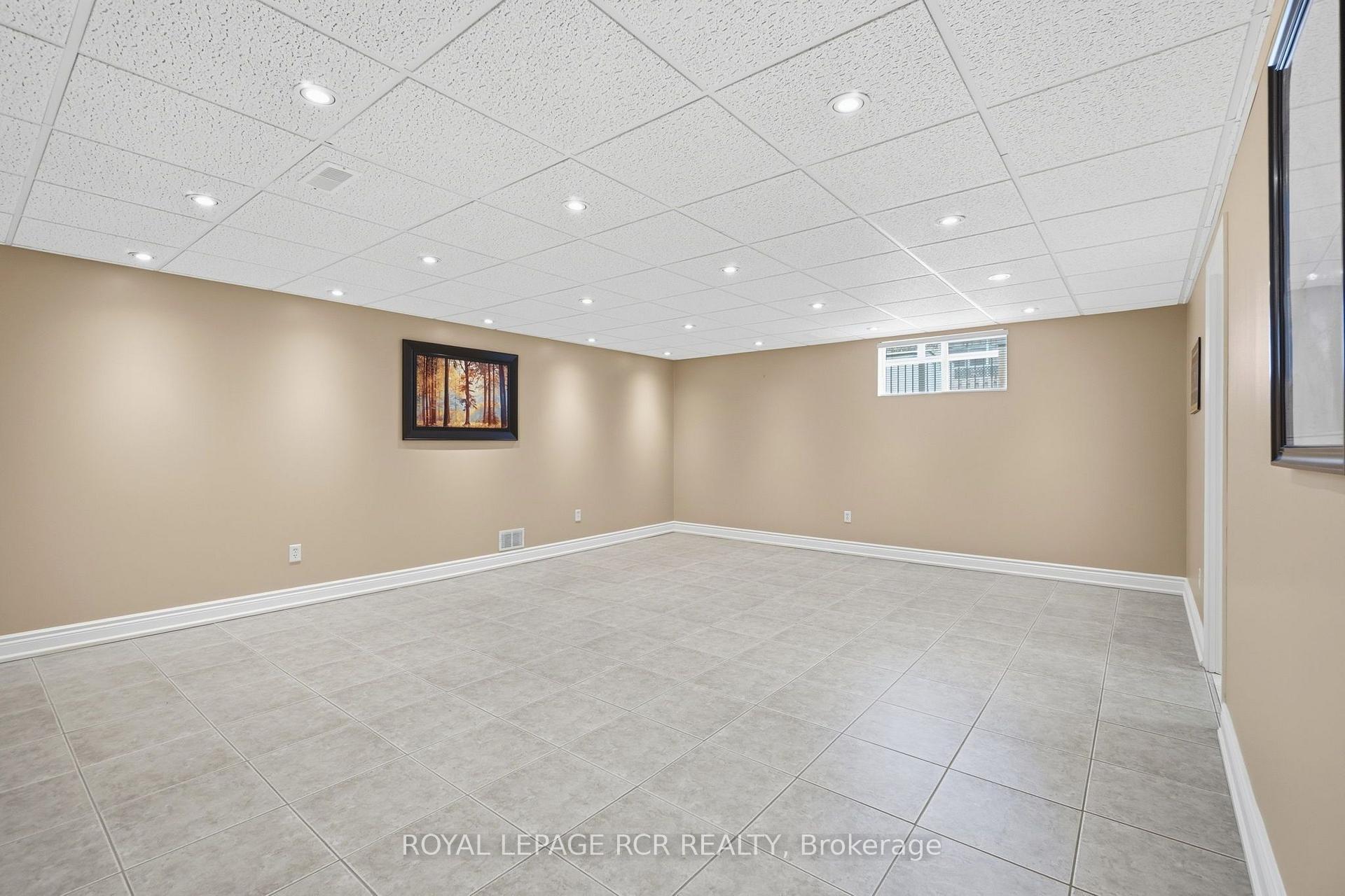 Photo 29 of 65 Royalton Drive, Caledon, Bolton East — HOMEH