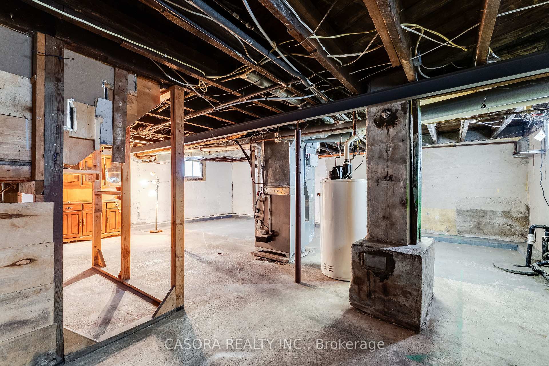 Photo 23 of 41 Westmoreland Avenue, Leamington — HOMEH