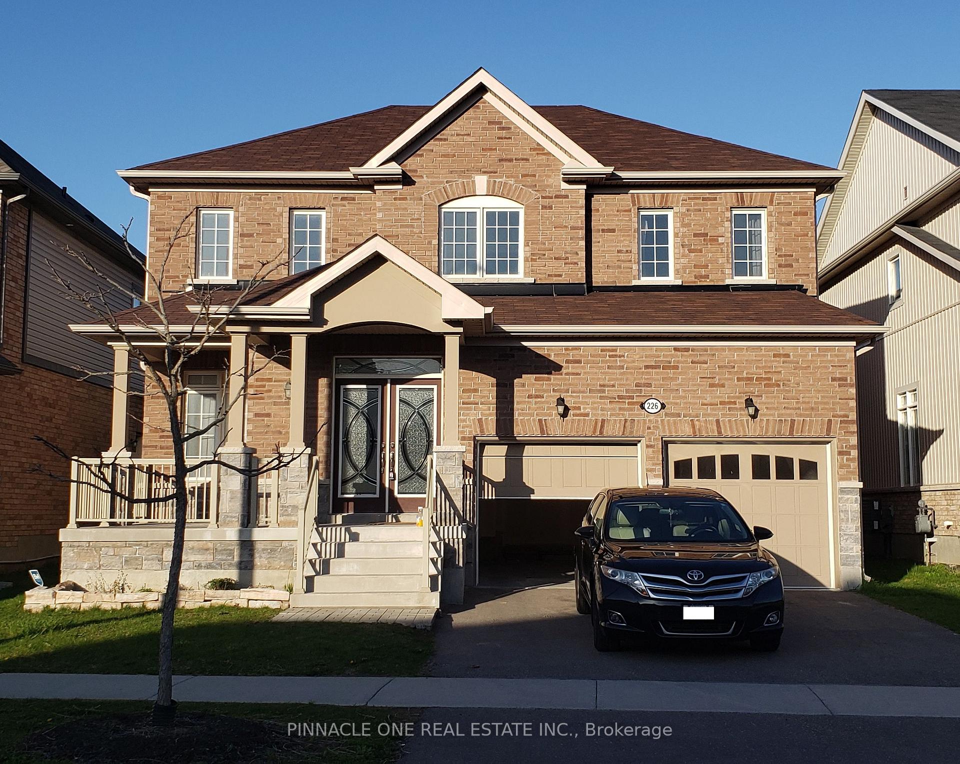 Photo 2 of 226 Kenneth Cole Drive, Clarington, Bowmanville — HOMEH