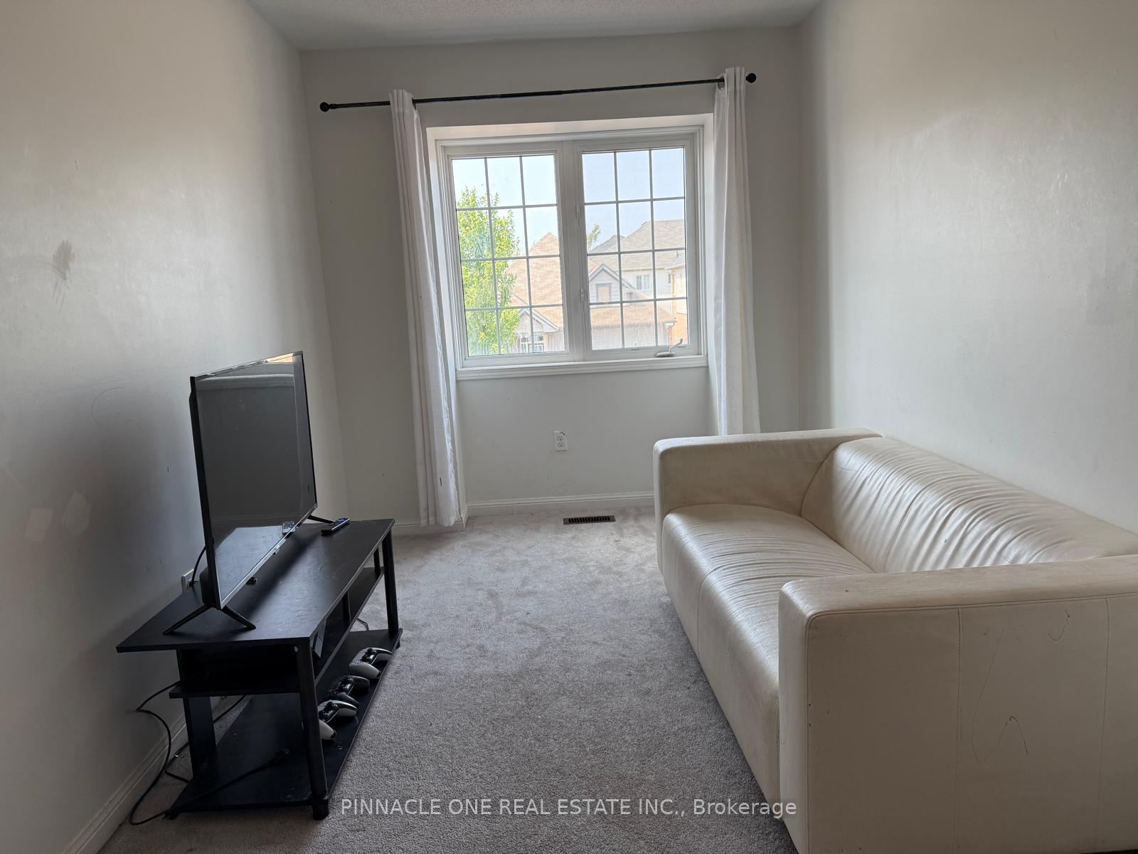 Photo 26 of 226 Kenneth Cole Drive, Clarington, Bowmanville — HOMEH