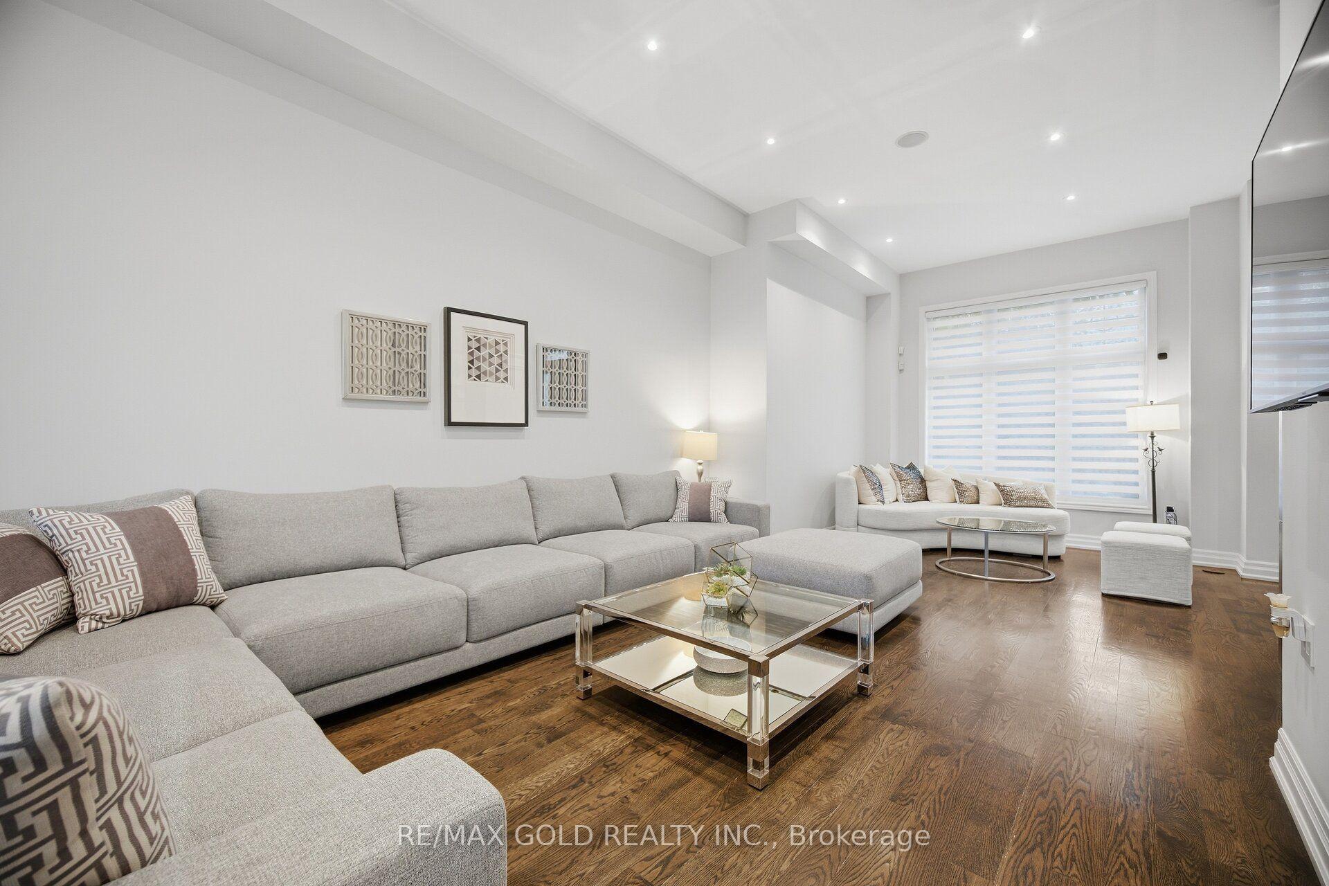 Photo 7 of 3142 Eclipse Avenue, Mississauga, Churchill Meadows — HOMEH