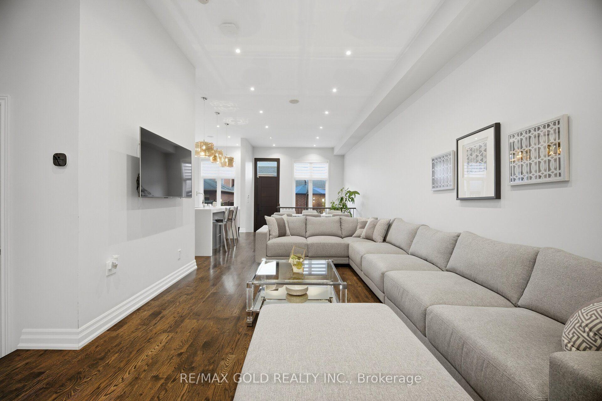 Photo 8 of 3142 Eclipse Avenue, Mississauga, Churchill Meadows — HOMEH