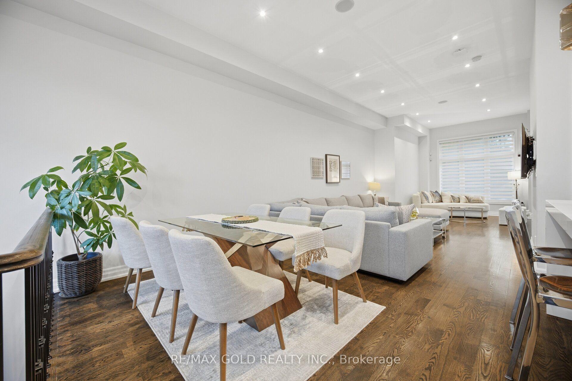 Photo 9 of 3142 Eclipse Avenue, Mississauga, Churchill Meadows — HOMEH