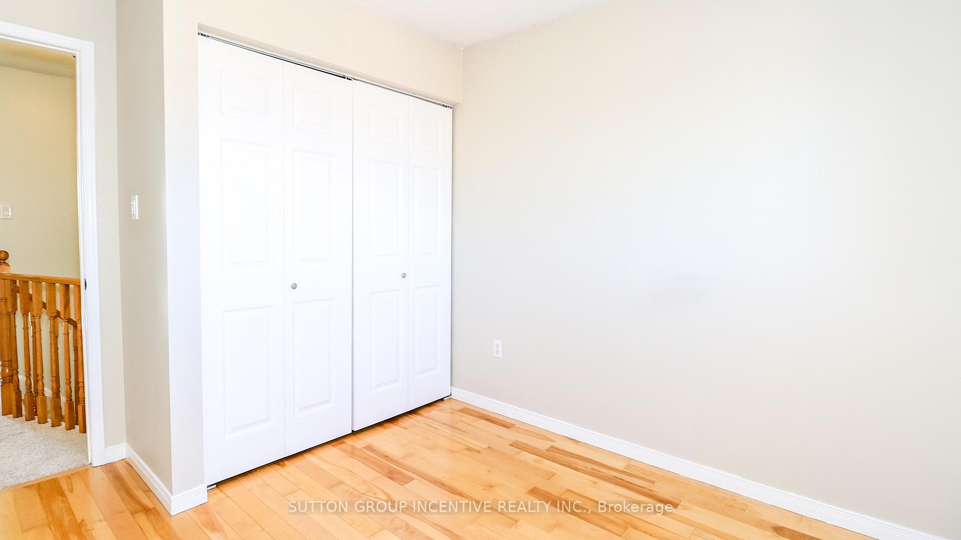 Photo 19 of 15 Bruce Crescent, Barrie, Bayshore — HOMEH