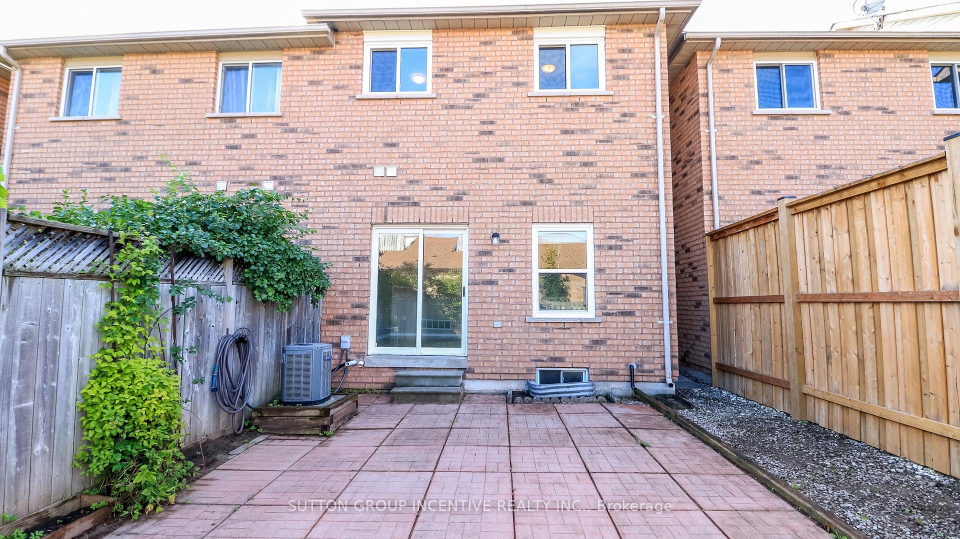 Photo 42 of 15 Bruce Crescent, Barrie, Bayshore — HOMEH