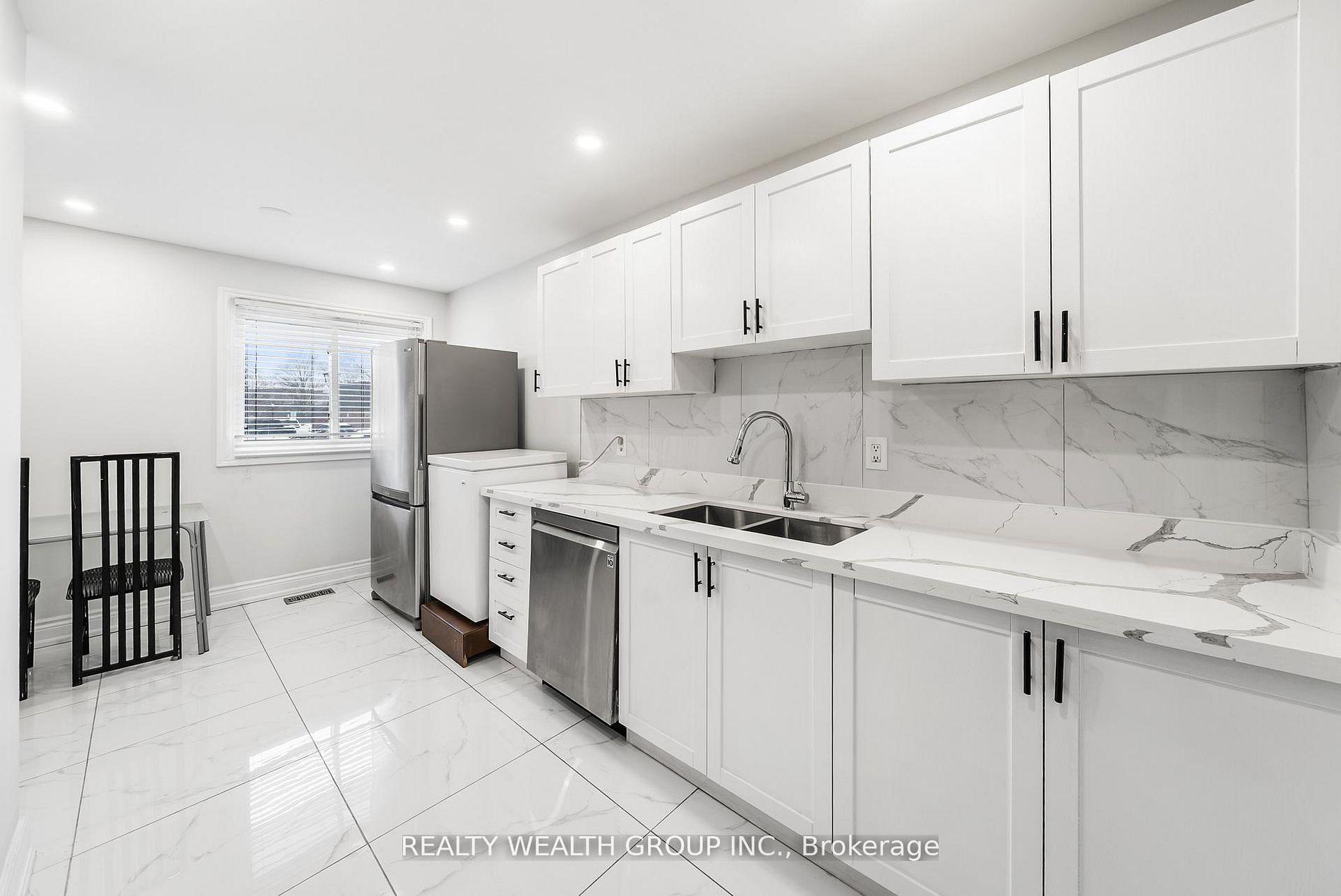 Photo 4 of Unit 39, 521 Timber Lane, Burlington, Appleby — HOMEH