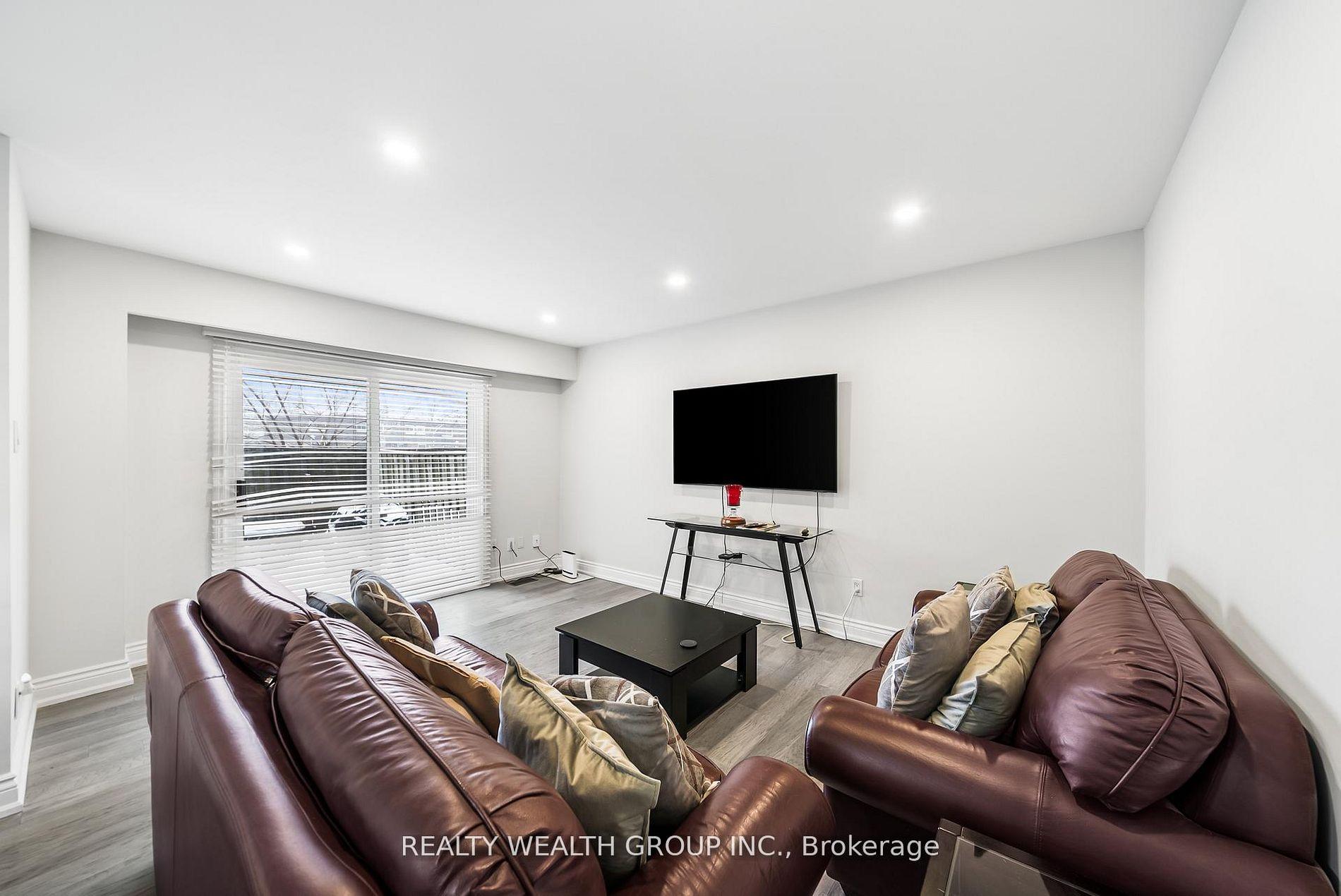 Photo 9 of Unit 39, 521 Timber Lane, Burlington, Appleby — HOMEH