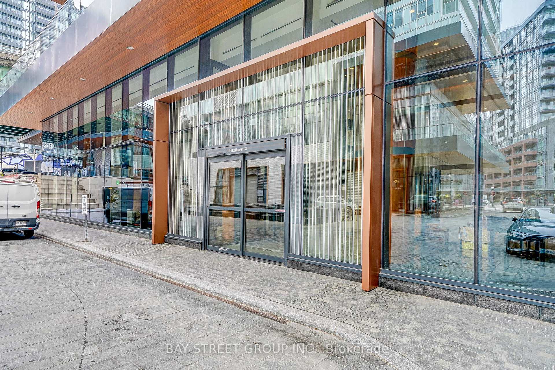 Photo 2 of Unit 2612, 17 Bathurst Street, Toronto, Waterfront Communities — HOMEH