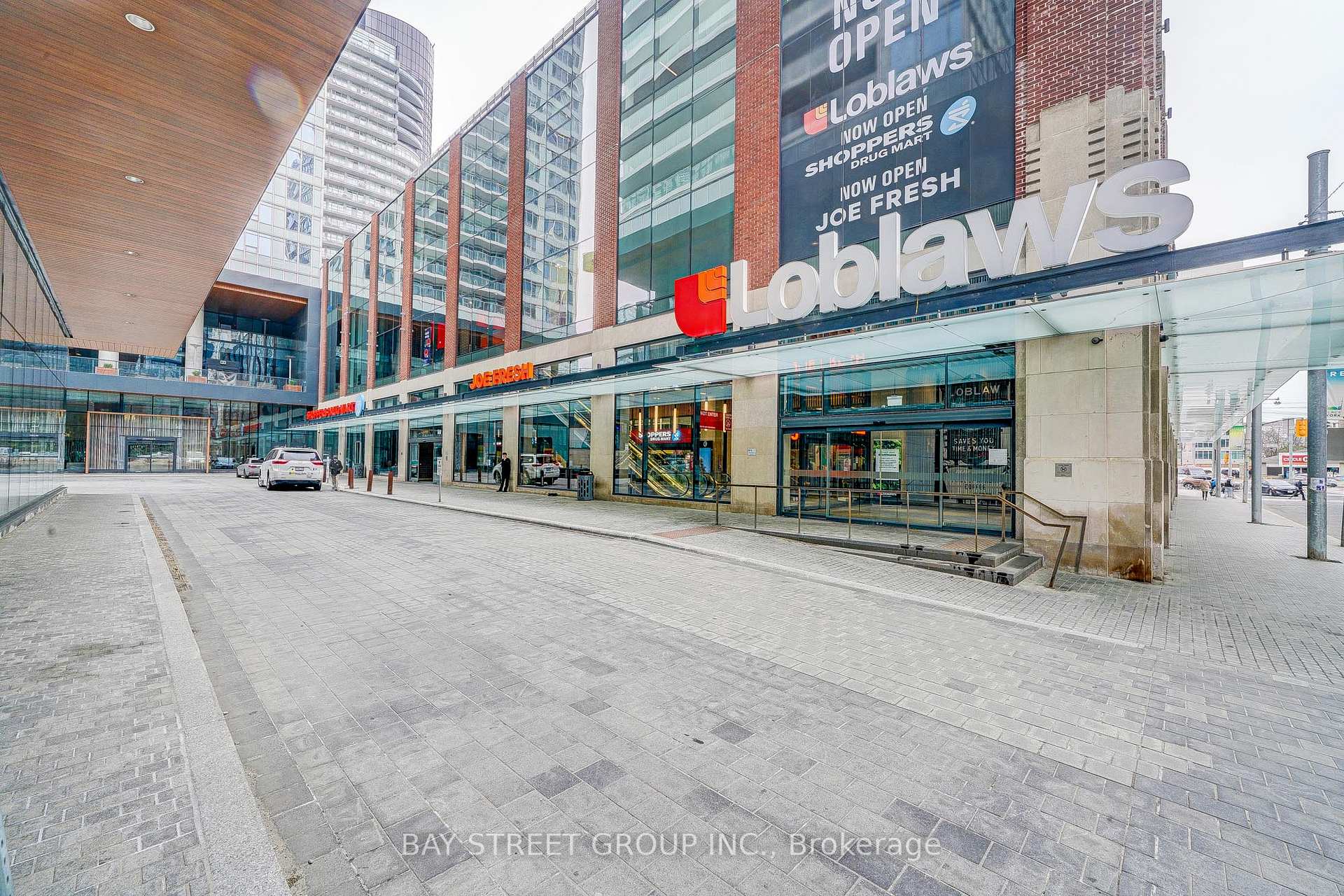 Photo 3 of Unit 2612, 17 Bathurst Street, Toronto, Waterfront Communities — HOMEH