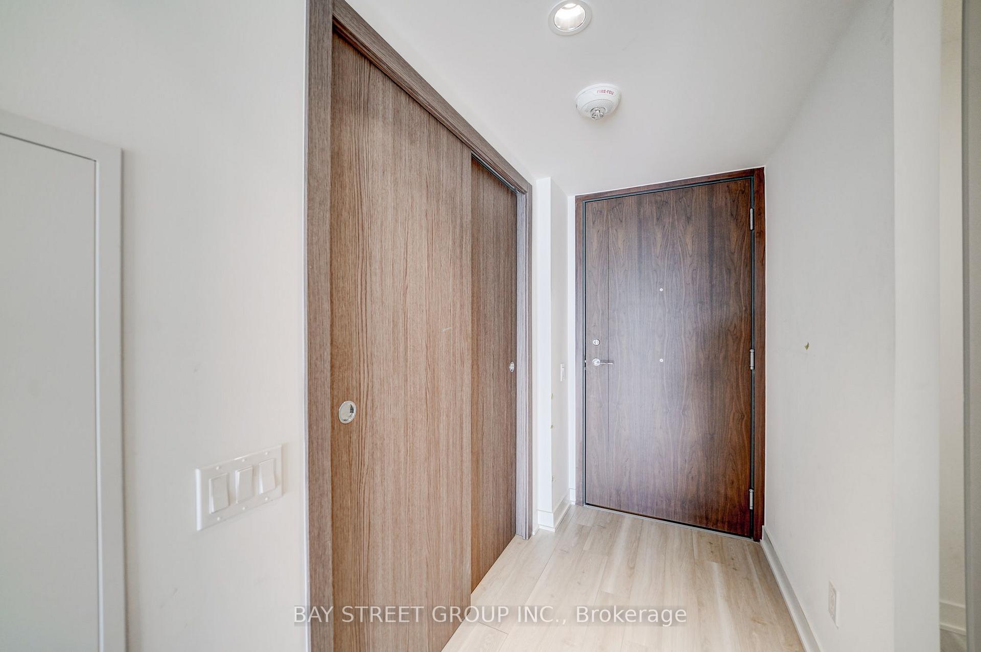 Photo 6 of Unit 2612, 17 Bathurst Street, Toronto, Waterfront Communities — HOMEH