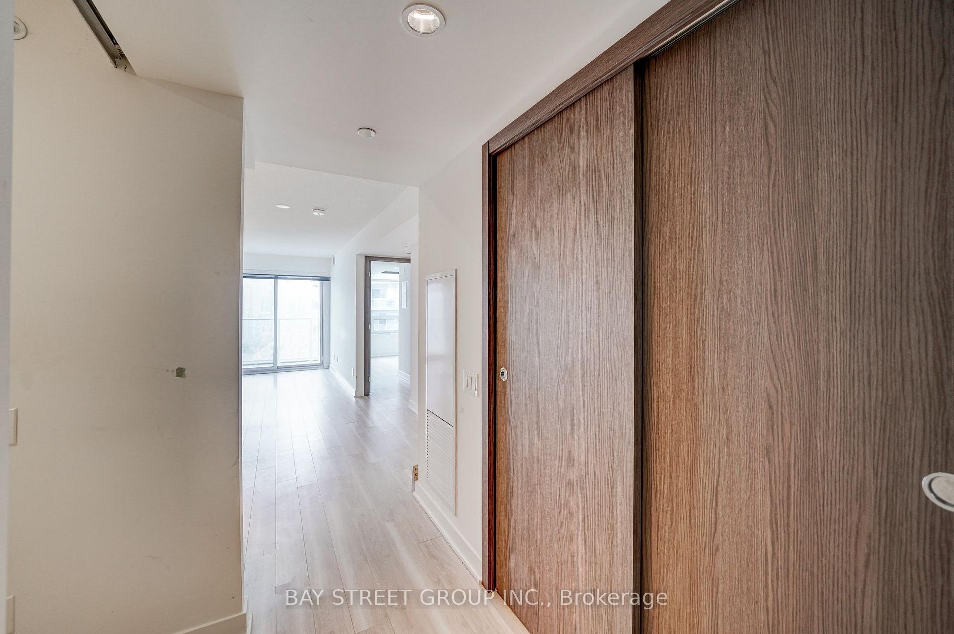 Photo 7 of Unit 2612, 17 Bathurst Street, Toronto, Waterfront Communities — HOMEH