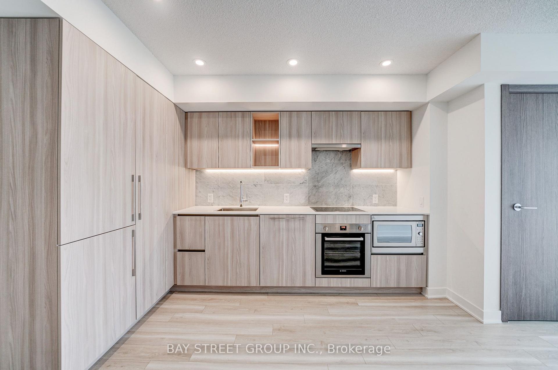 Photo 11 of Unit 2612, 17 Bathurst Street, Toronto, Waterfront Communities — HOMEH
