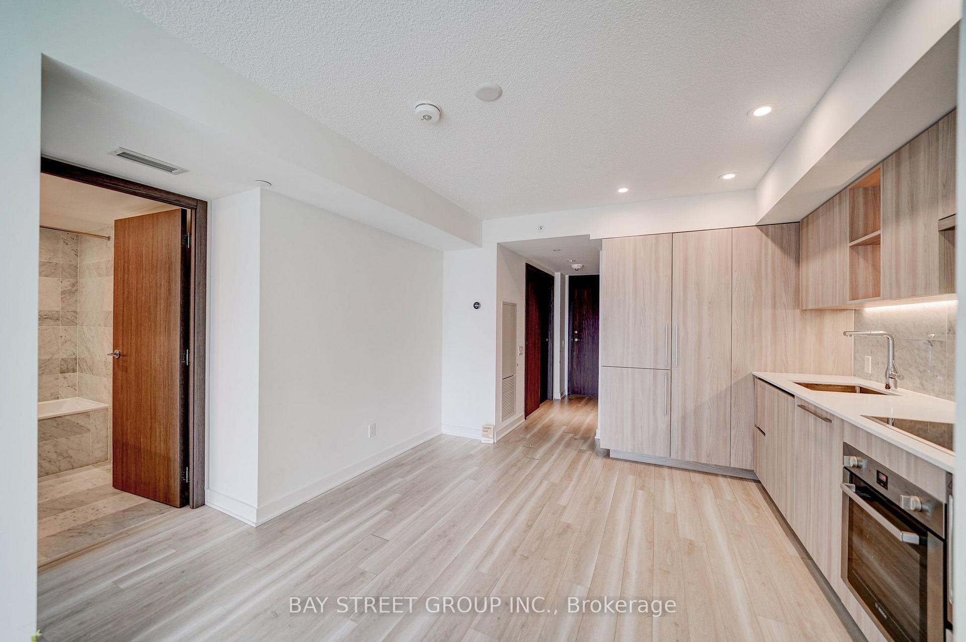 Photo 14 of Unit 2612, 17 Bathurst Street, Toronto, Waterfront Communities — HOMEH