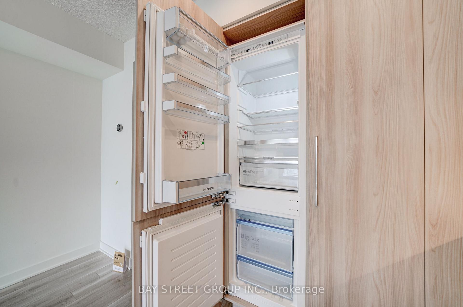 Photo 16 of Unit 2612, 17 Bathurst Street, Toronto, Waterfront Communities — HOMEH