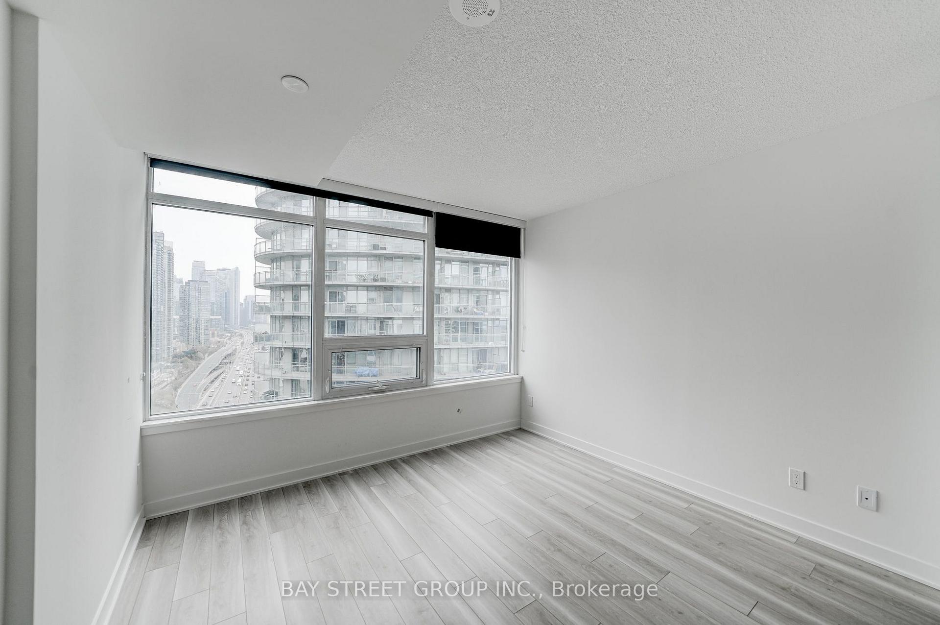 Photo 26 of Unit 2612, 17 Bathurst Street, Toronto, Waterfront Communities — HOMEH