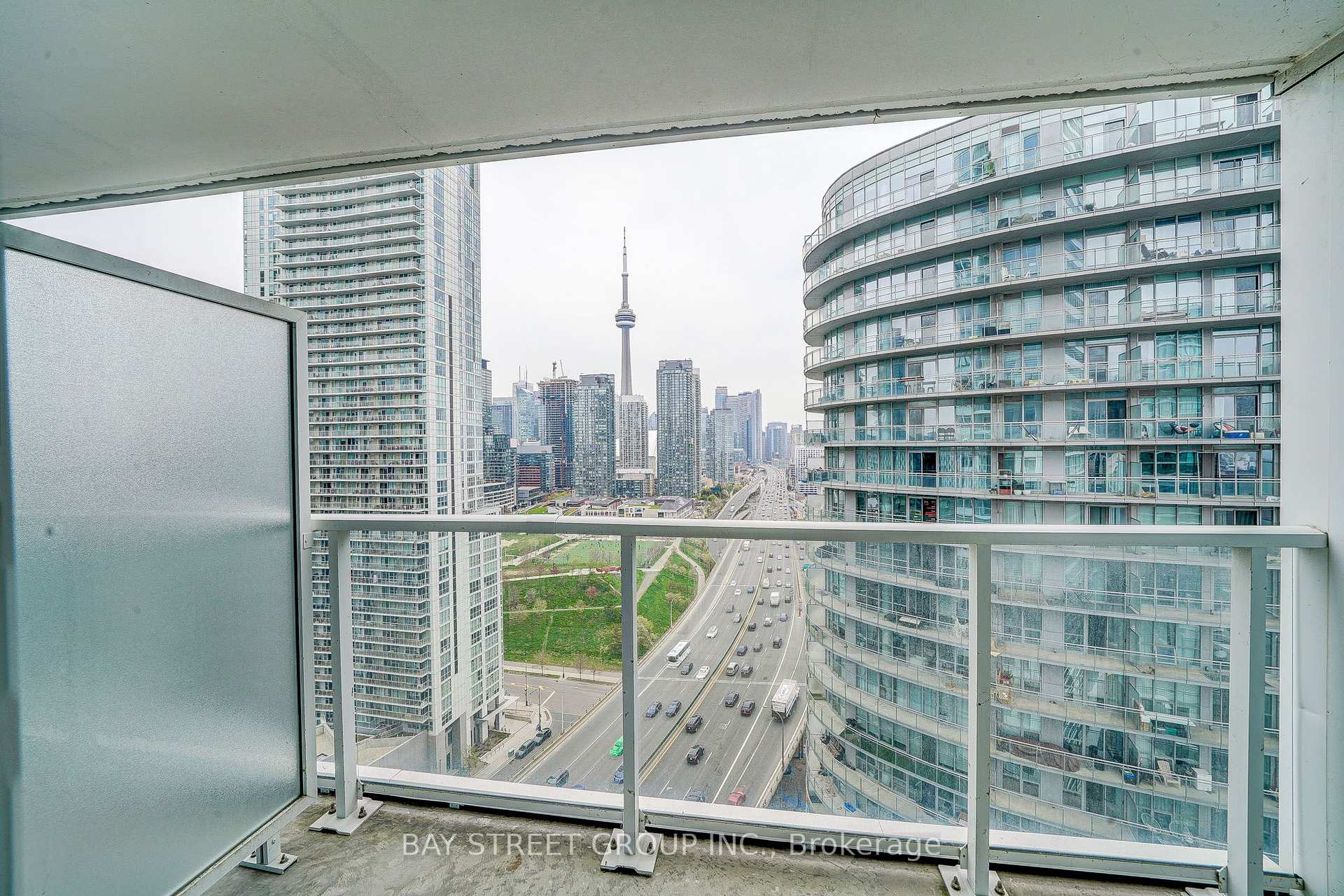 Photo 30 of Unit 2612, 17 Bathurst Street, Toronto, Waterfront Communities — HOMEH