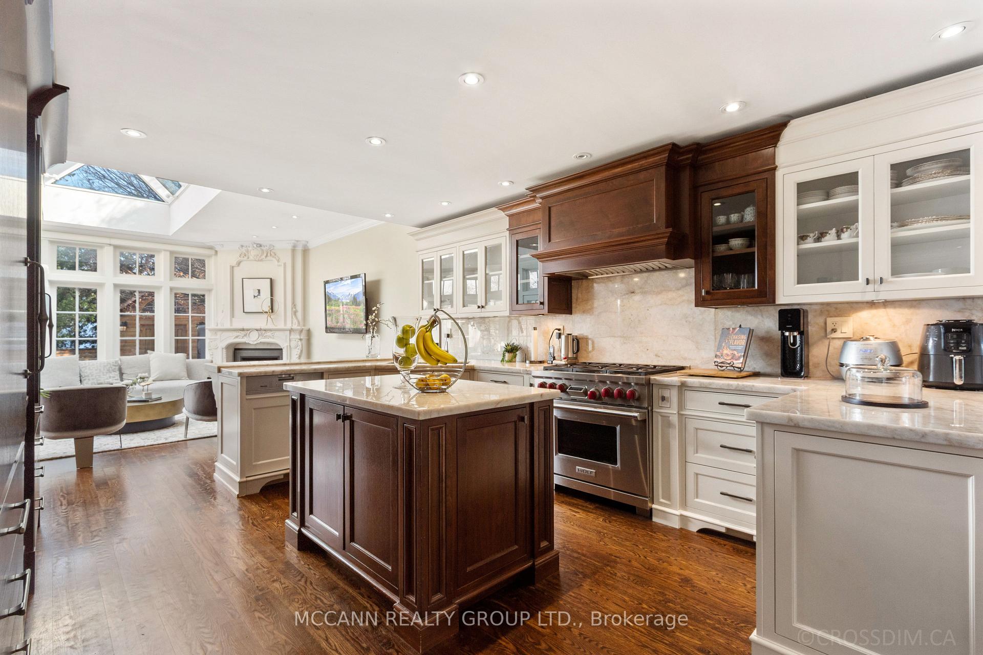 Photo 14 of 27 Strathgowan Crescent, Toronto, Lawrence Park South — HOMEH