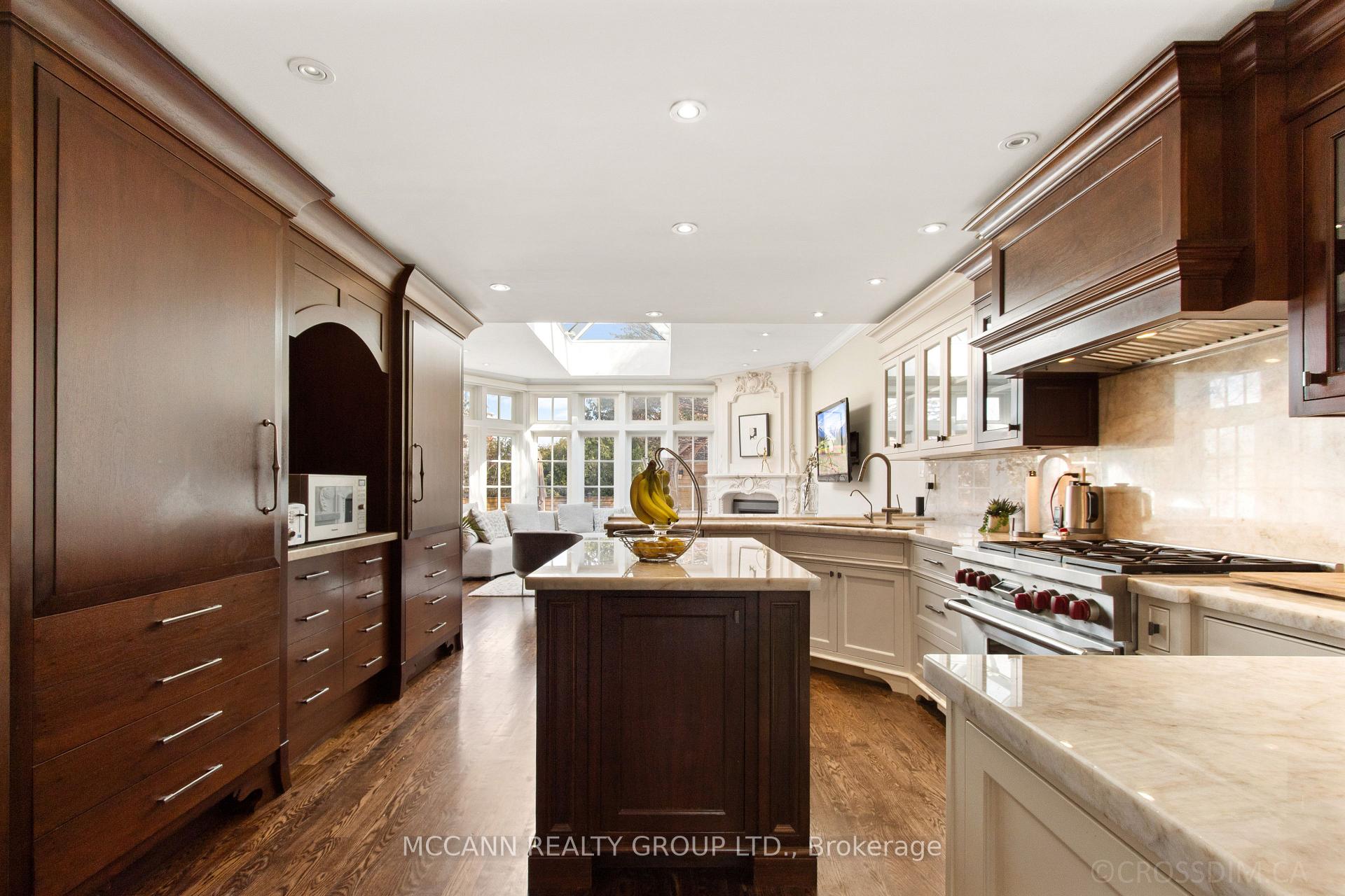 Photo 15 of 27 Strathgowan Crescent, Toronto, Lawrence Park South — HOMEH