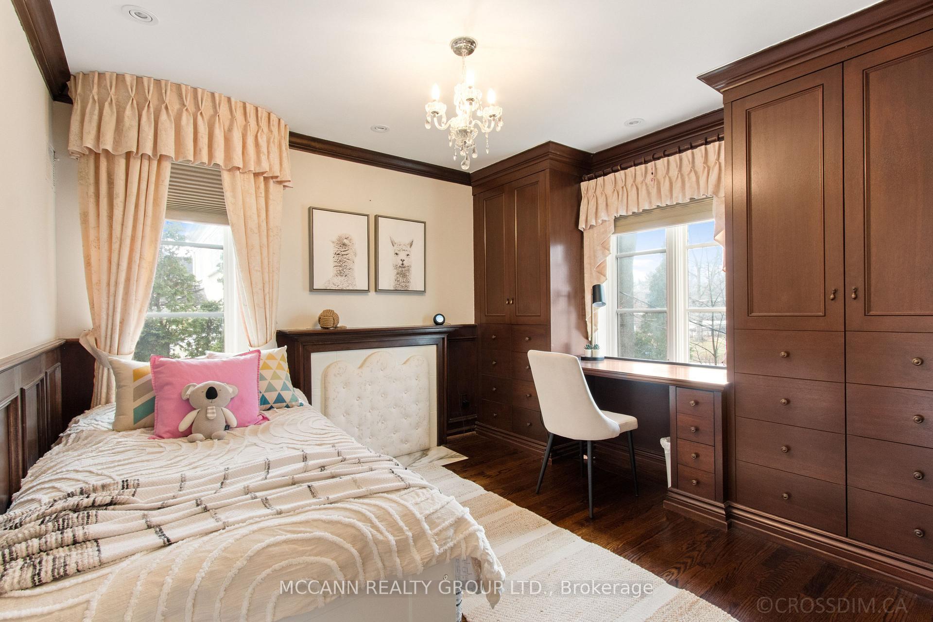 Photo 24 of 27 Strathgowan Crescent, Toronto, Lawrence Park South — HOMEH