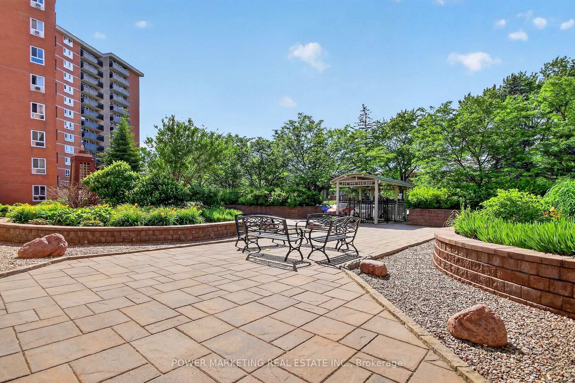 Photo 27 of Unit 810, 2020 Jasmine Crescent, Ottawa, Beacon Hill South — HOMEH