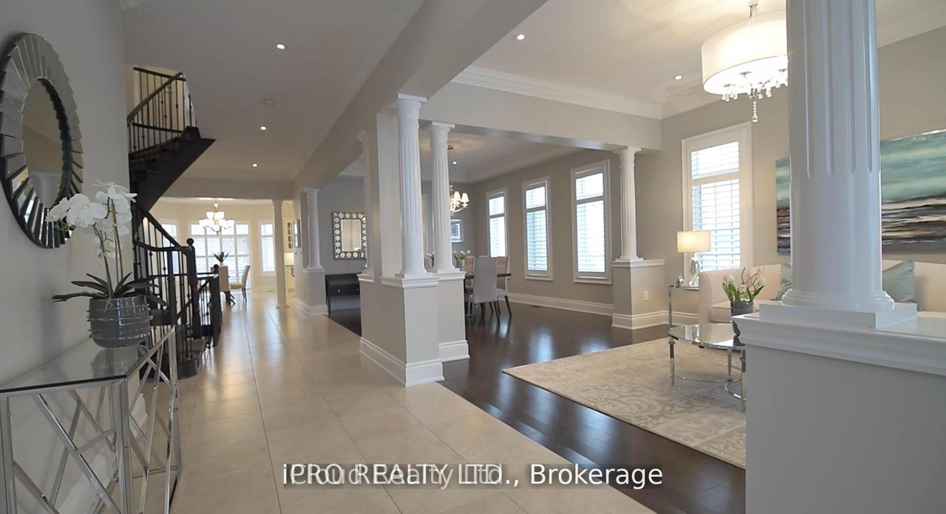 Photo 2 of 5116 Summersky Court, Mississauga, Central Erin Mills — HOMEH