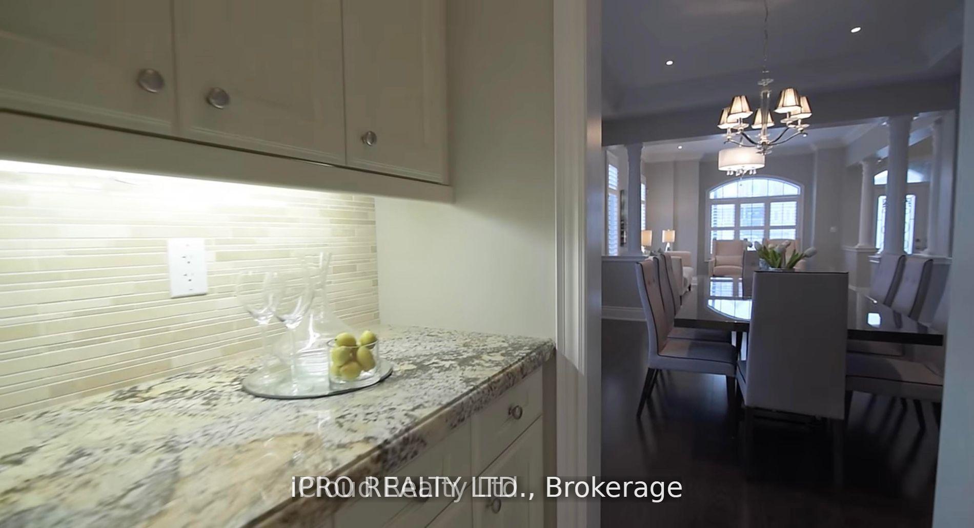 Photo 11 of 5116 Summersky Court, Mississauga, Central Erin Mills — HOMEH