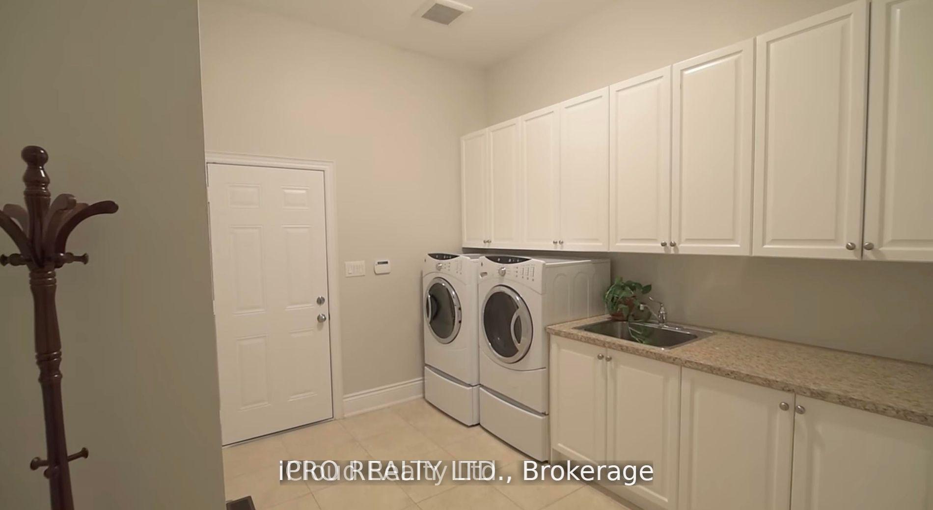 Photo 12 of 5116 Summersky Court, Mississauga, Central Erin Mills — HOMEH