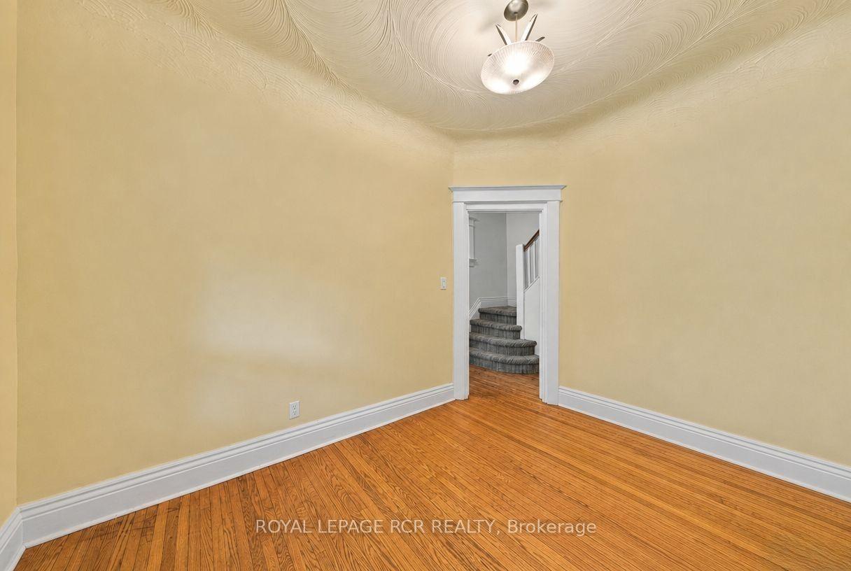 Photo 10 of 964 Shaw Street, Toronto, Dovercourt-Wallace Emerson-Junction — HOMEH