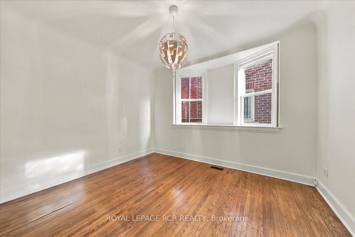 Photo 12 of 964 Shaw Street, Toronto, Dovercourt-Wallace Emerson-Junction — HOMEH