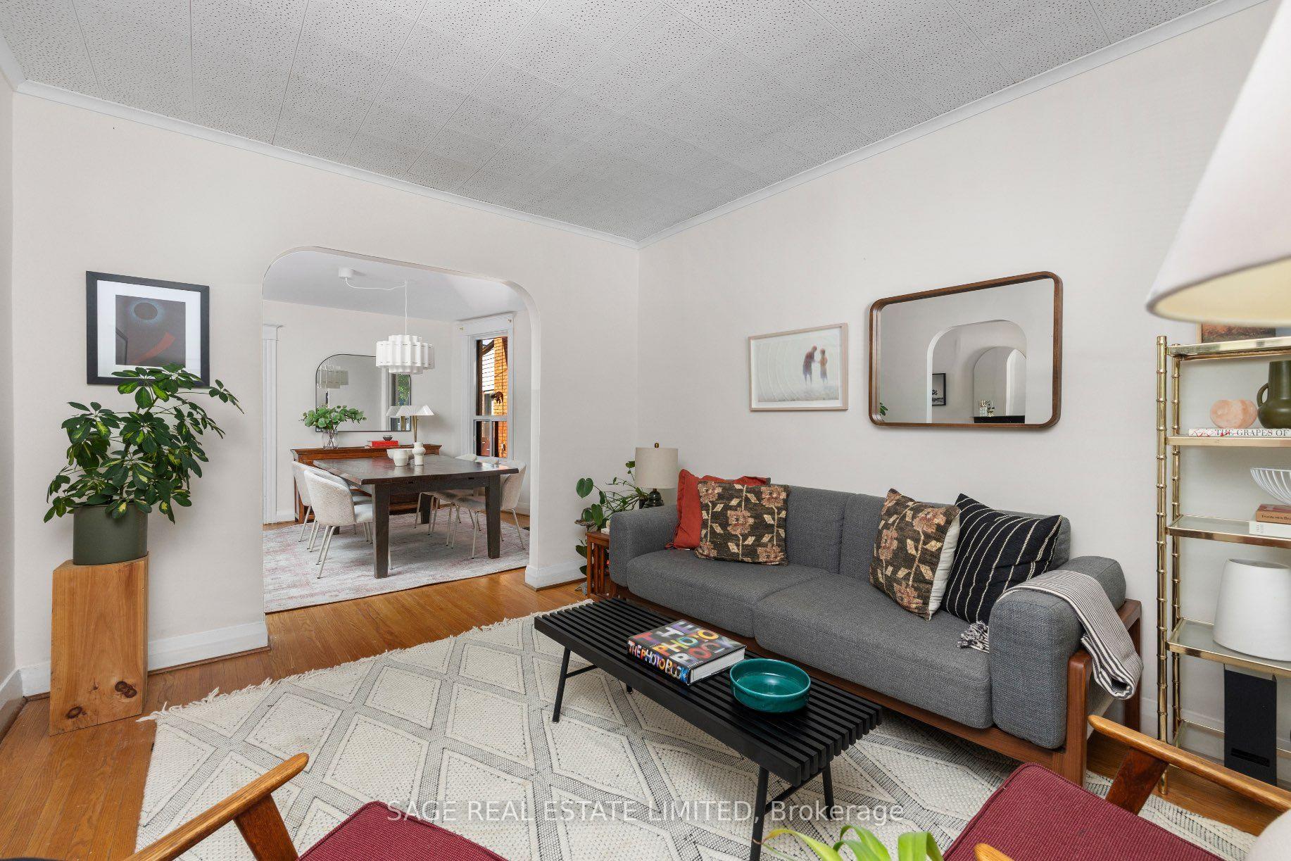 Photo 6 of 130 West Lodge Avenue, Toronto, Roncesvalles — HOMEH